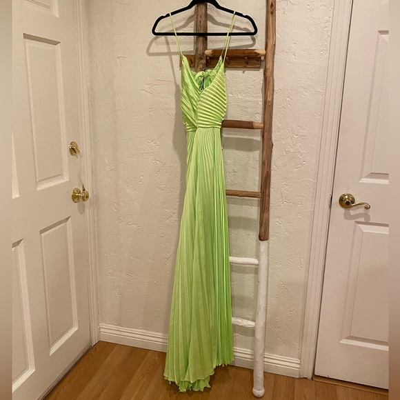 A.L.C. Aries Dress in Green Kick in Size 10 - Picture 5 of 10
